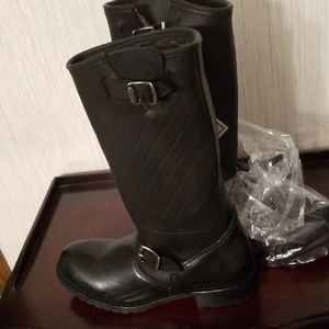 Frye Shoes - Womens boots Frye nwt Frye Shoes - Womens boots Frye nwt